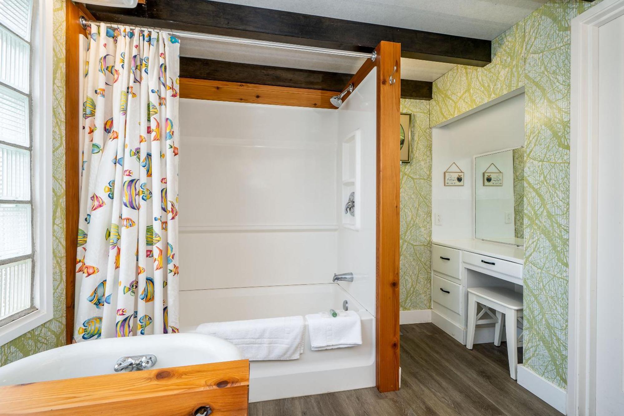 Woodley Beach House Lincoln Beach ภายนอก รูปภาพ